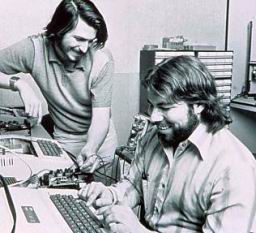 jobs-woz-appleII-77-cropped.jpg